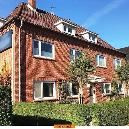 Апартаменты Austernfischer Вик-ауф-Фёр